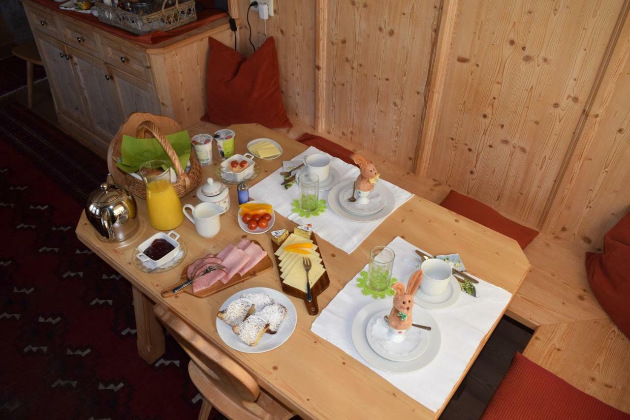 Gaestehaus Alpenblick Mutters Eksteriør billede